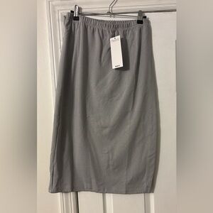 Nuggles class skirt